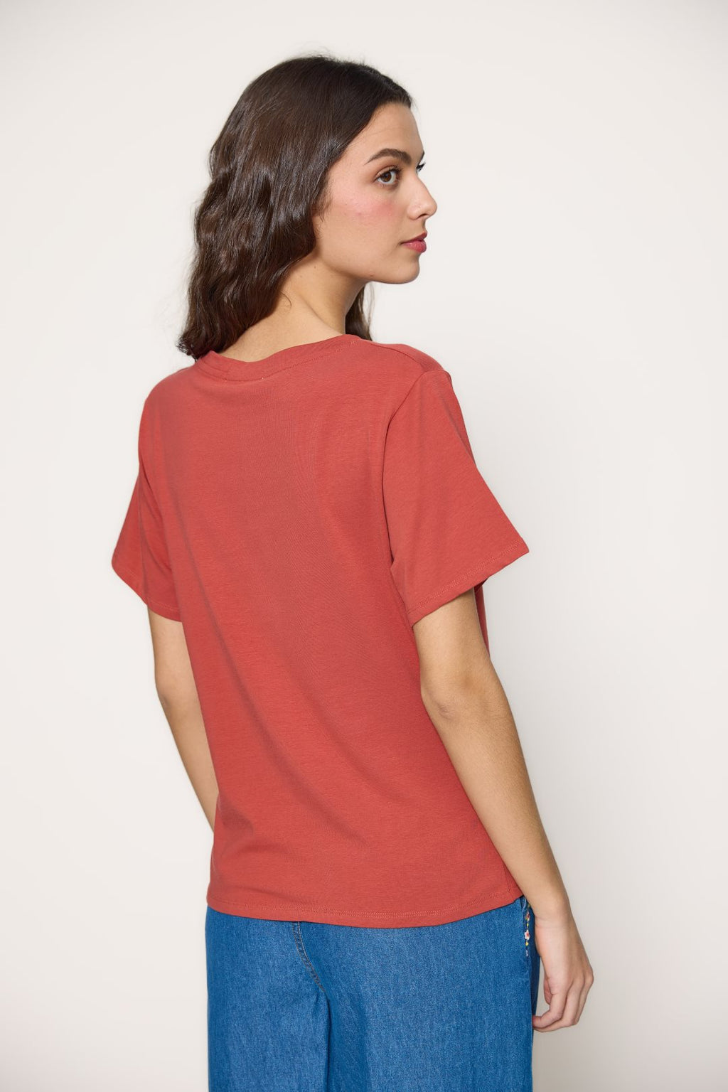 CAMISETA LAVA