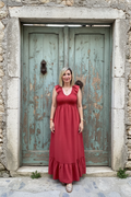 Vestido rojo - cuerpo entero con portón